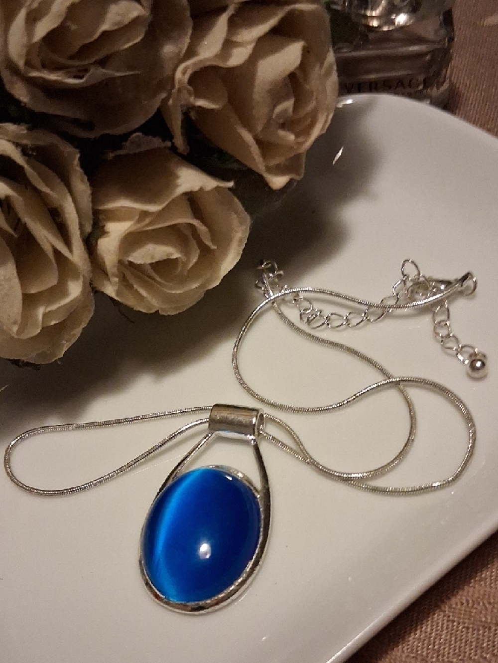 Silver Necklace with Bright Blue Oval Cats Eye Pendant 16-22" Adjustable - Picture 3 of 9